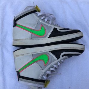 Nike High Top